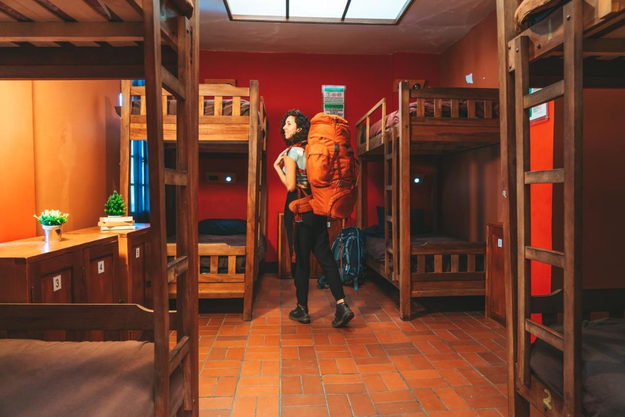 Bed in 20-Bed Mixed Dormitory Room with Shared Bathroom,1546226284:JPEG